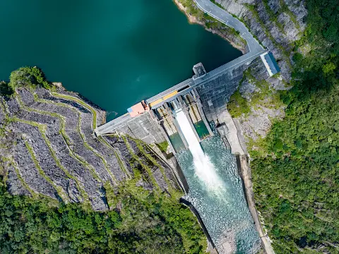 Embalse hidroeléctrico