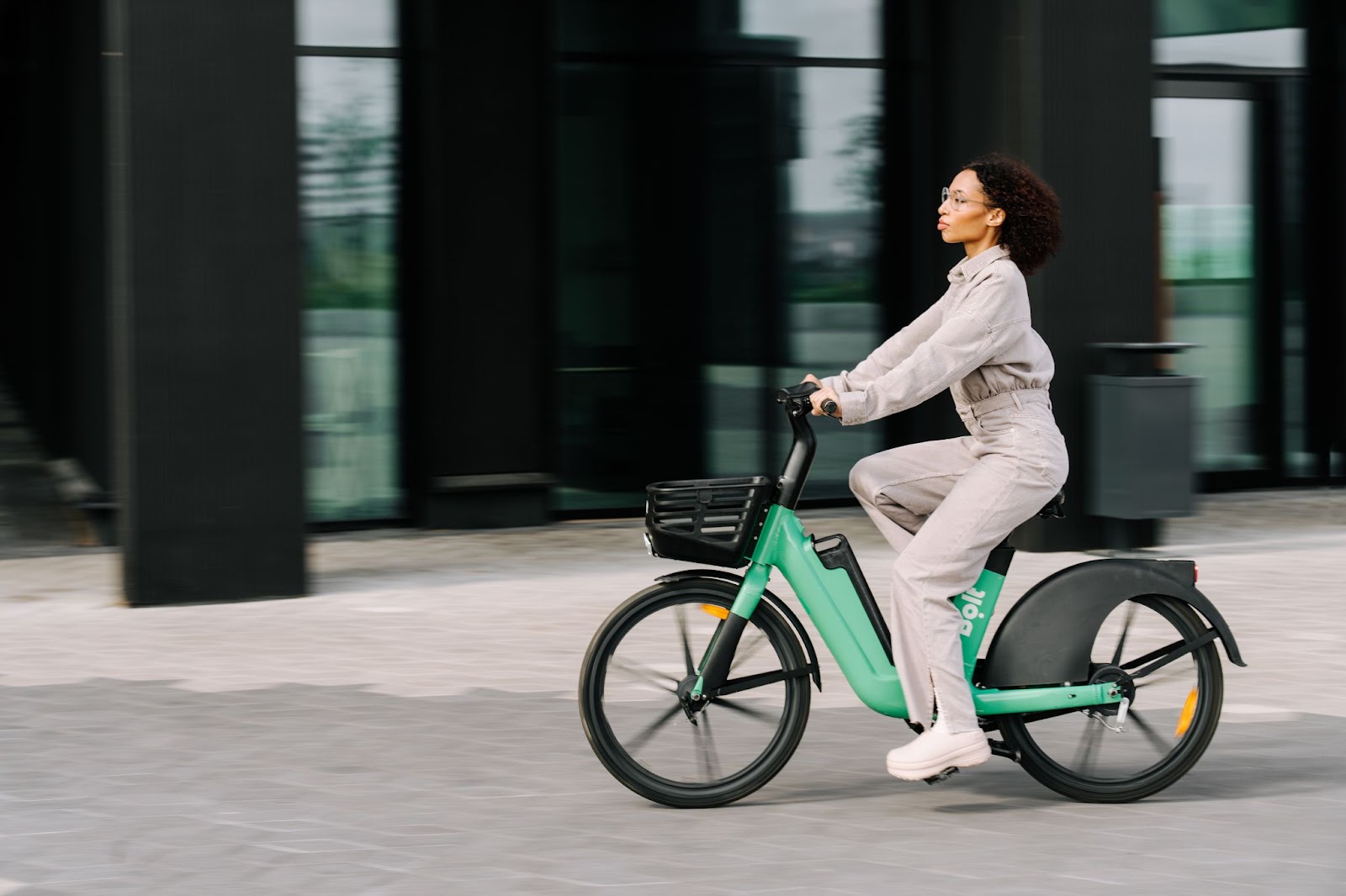 Types of electric bikes: Bolt cruiser e-bike