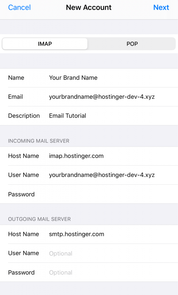 Rellenar la información de correo electrónico para la nueva cuenta de correo en iOS